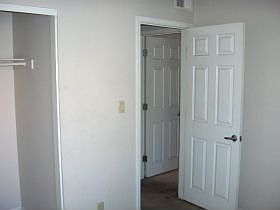 5th image of 4921 River Glen Dr Unit 21