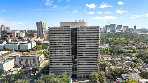 5000 Montrose Blvd Photo 1