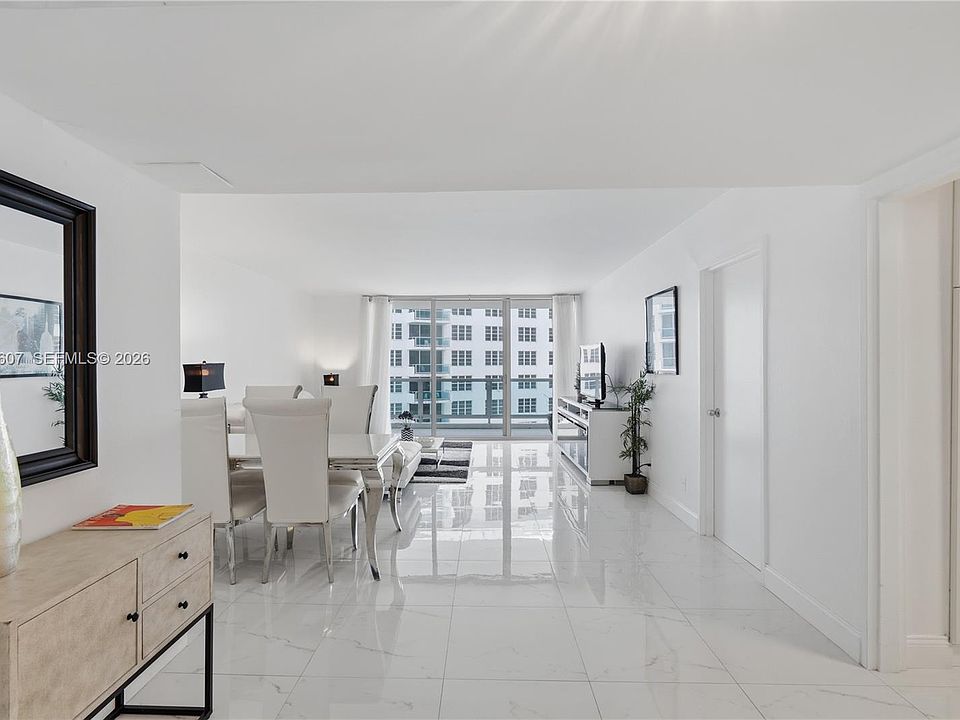 1st image of 5151 Collins Ave APT 1027