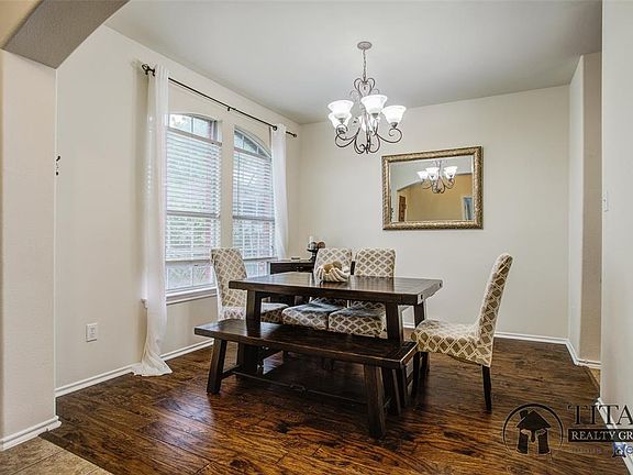 3rd image of 5815 Silver Sage Ln