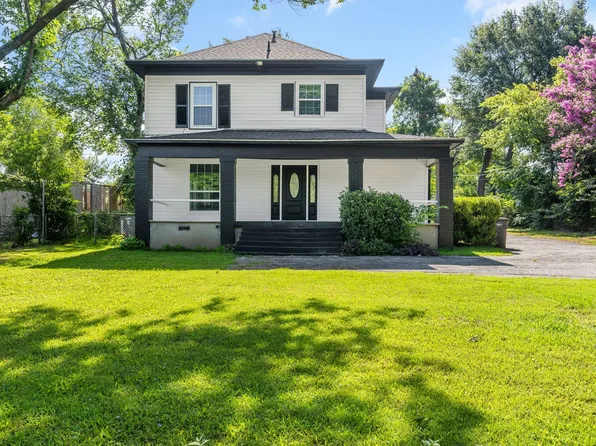 2617 Handley Dr, Fort Worth, TX 76112