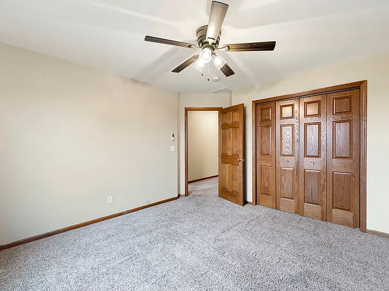 1477 Stonefield Dr — Photo 23