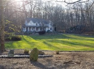 19 Victoria Pines Ln, Lafayette, NJ 07848