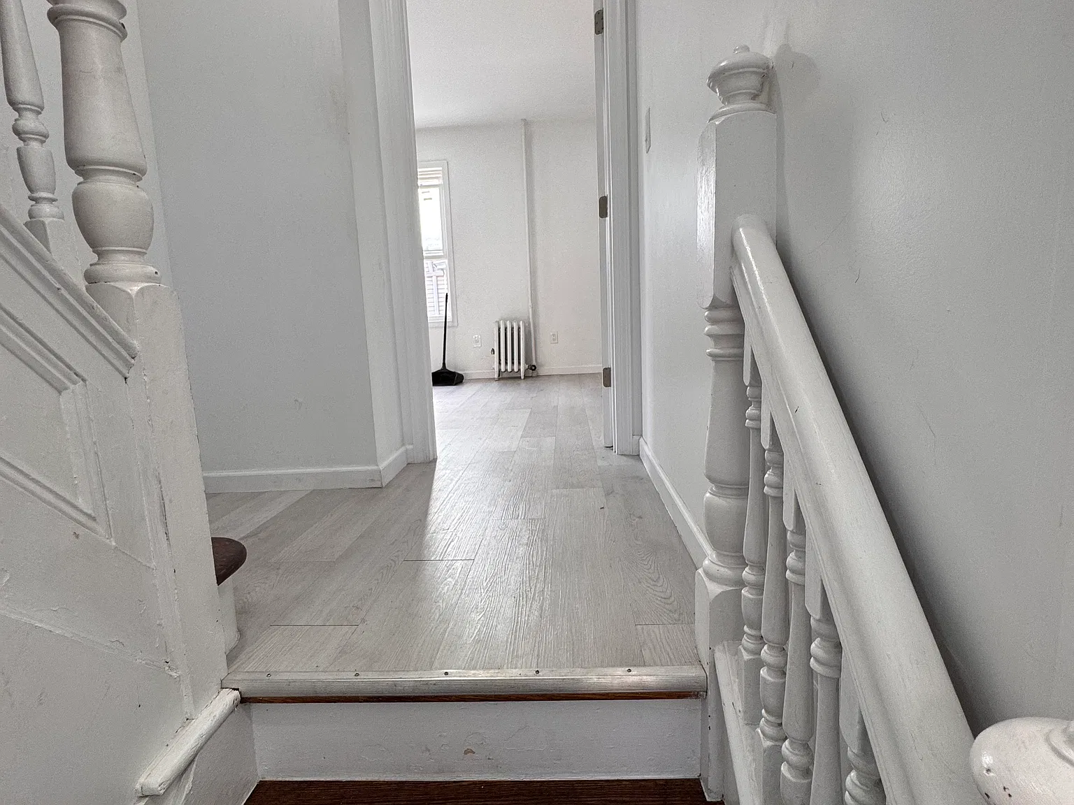 2 bed, 900 sqft, $2,600 — Photo 3
