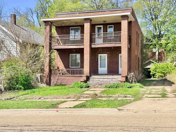 830 10th Ave, Rockford, IL 61104