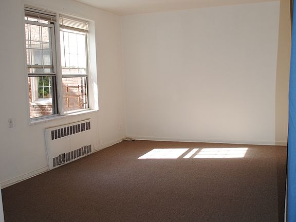 3rd image of 6393 Woodhaven Boulevard # Fl 4