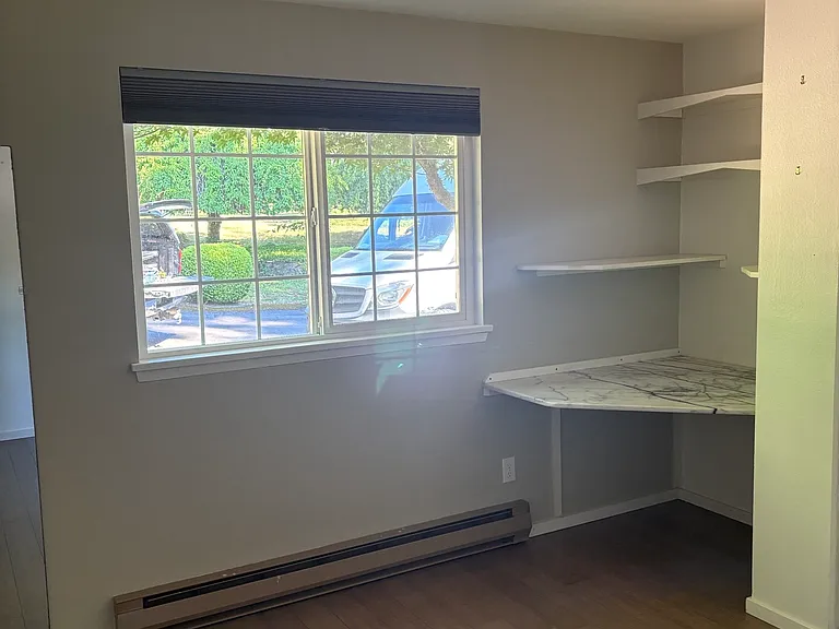 4963 Erlands Point Rd NW — Photo 14
