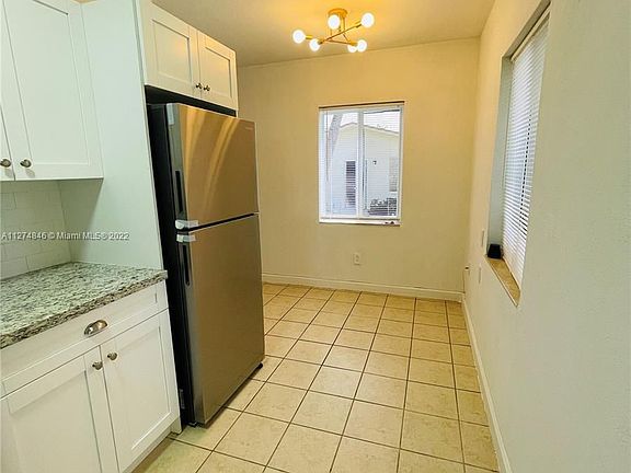 5th image of 1265 NE 127th St #1