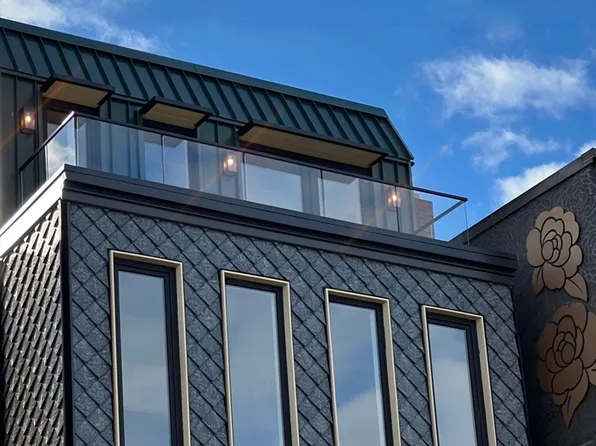 219 Saratoga St #3, Boston, MA 02128