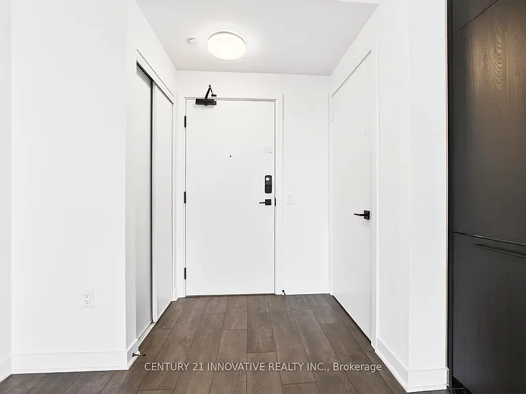 1185 Dupont St #1904 — Photo 4