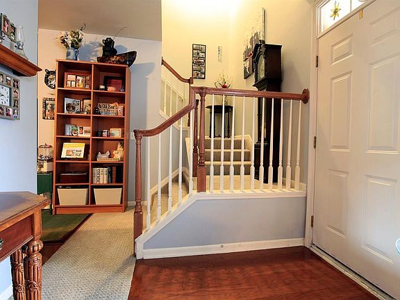 4th image of 4000 Elizabeth Ave #177