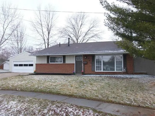 280 Berwin Pl, Munroe Falls, OH 44262