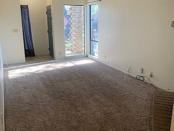 3rd image of 1249 Crisp Ct