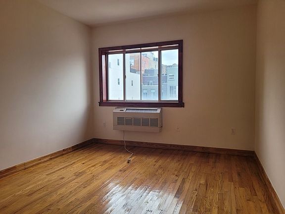 3rd image of 36 Scholes St APT 3B