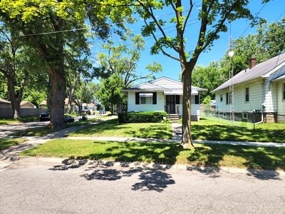 2601 Woodrow Ave, Flint, MI, 48506