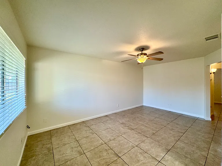 365 N Argyle Ave #103 — Photo 4