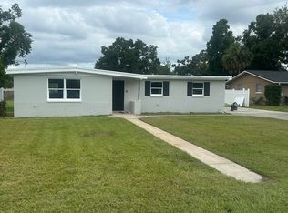 306 5th Ave NW, Ruskin, FL 33570