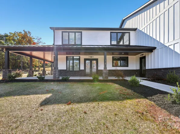 118 Winners Cir, Mooresville, NC 28117