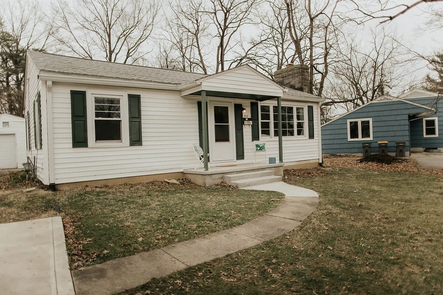 3 bed, 1.0 bath, $3,122 — Photo 4