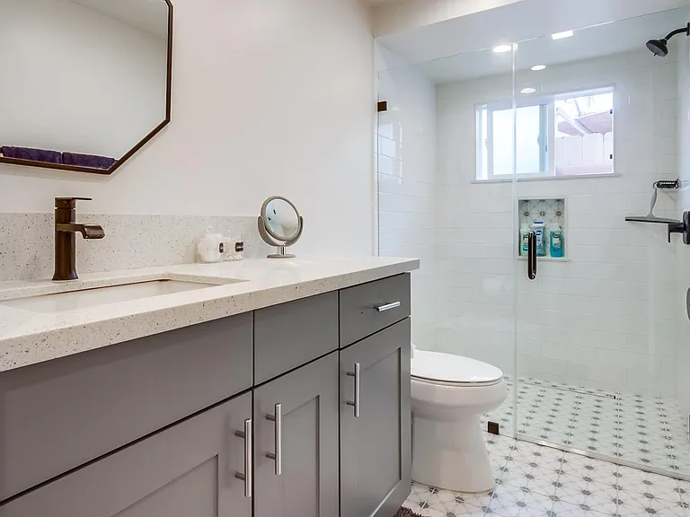 Curb less walk in shower