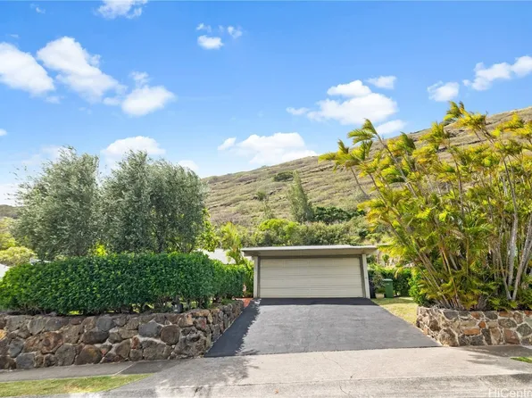 636 Ainapo St, Honolulu, HI 96825