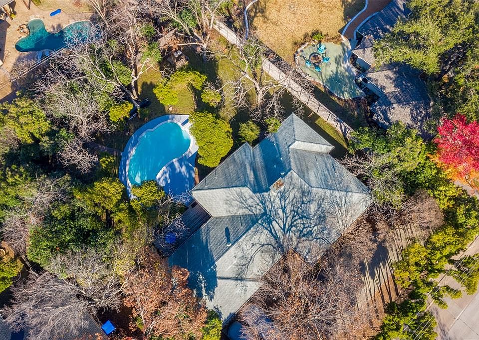 2nd image of 4421 Walnut Hill Ln Lot 8