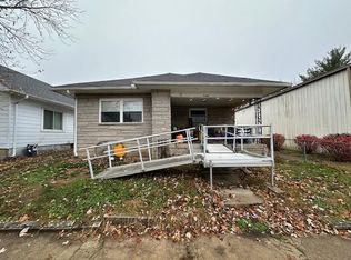 2144 Indiana Ave, Connersville, IN 47331