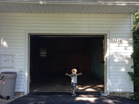 2nd image of 1238 Franklin Ave