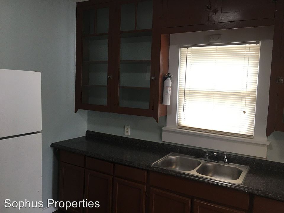 1st image of 1822 N Olive St APT 1
