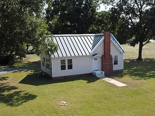 410 Oak St, Ashdown, AR 71822