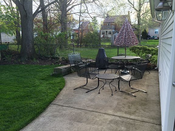 4th image of 21973 Cromwell Ave