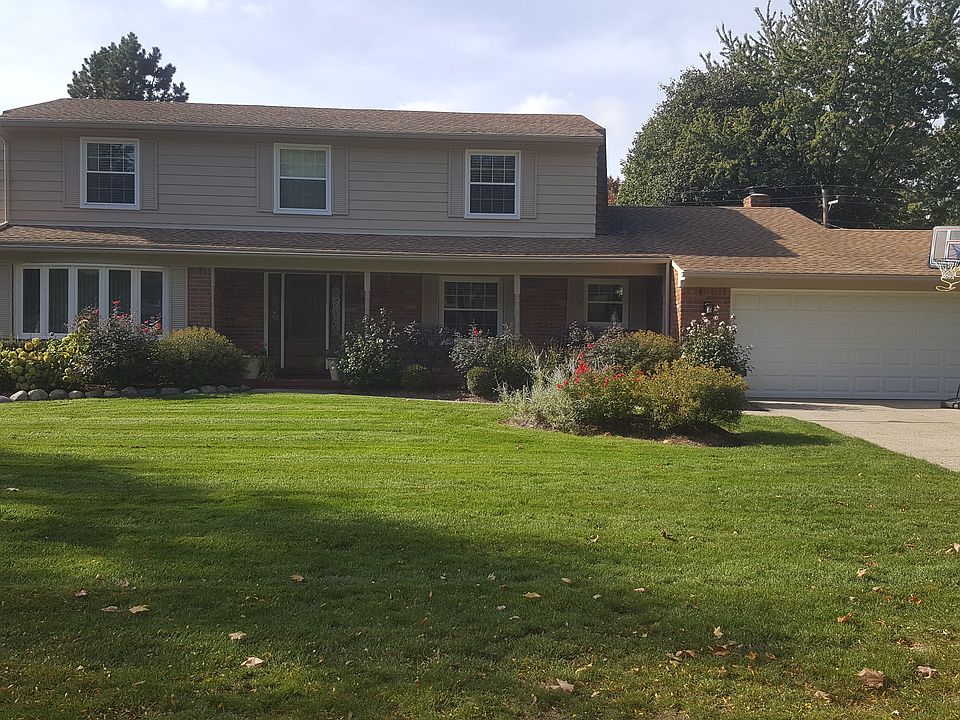 1st image of 30117 Club House Ln
