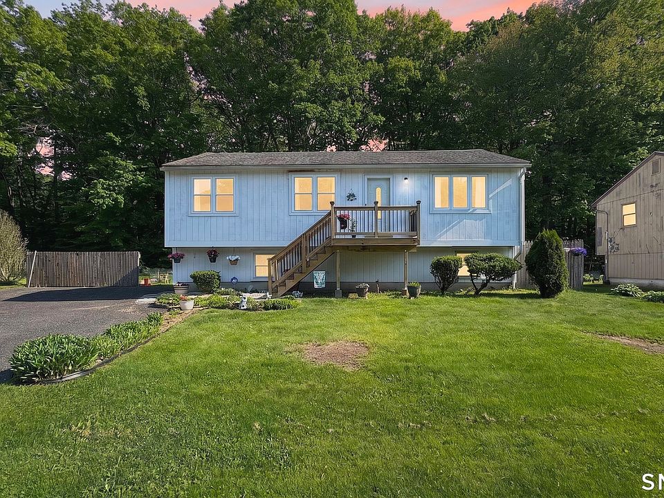 1st image of 252 Roanoak Avenue