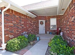 508 N Jacob Ter, Mustang, OK 73064