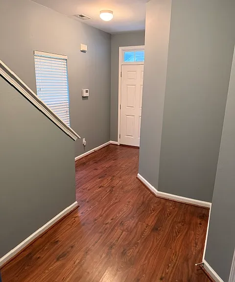 164 Stanley Ct — Photo 5