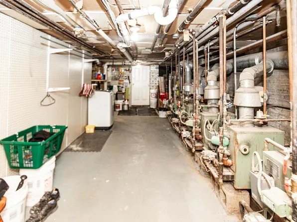 446 West Side Avenue image 32 of 38