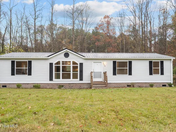 134 Angel Haven Lane, Richlands, NC 28574