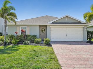 3306 Acapulco Cir, Cape Coral, FL 33909