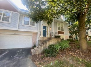 1610 Orchard Ct, West Chicago, IL