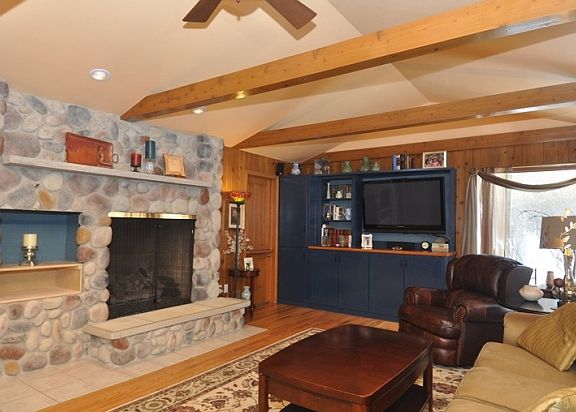 5th image of 427 Westminster Dr