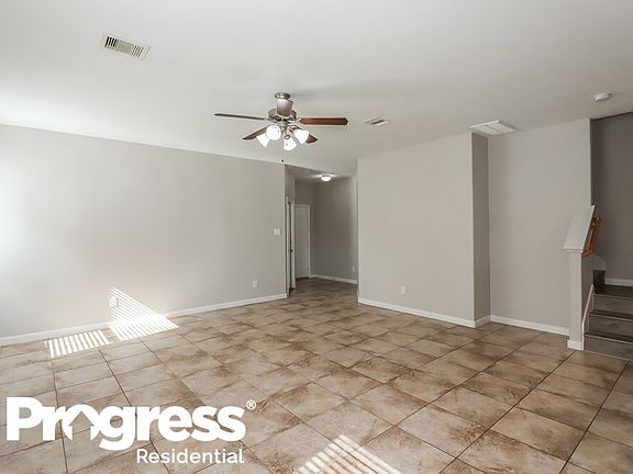5th image of 7430 Pickett Orchard Dr