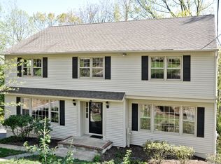 63 Ridge Dr, Berkeley Heights, NJ 07922