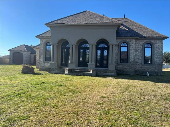 3200 Rue Marcelle, Meraux, LA 70075