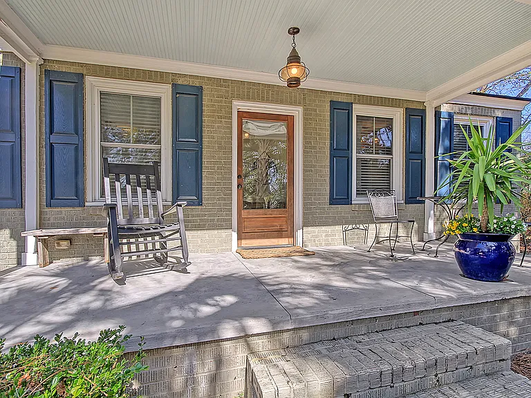 1724 Pearlott St — Photo 2
