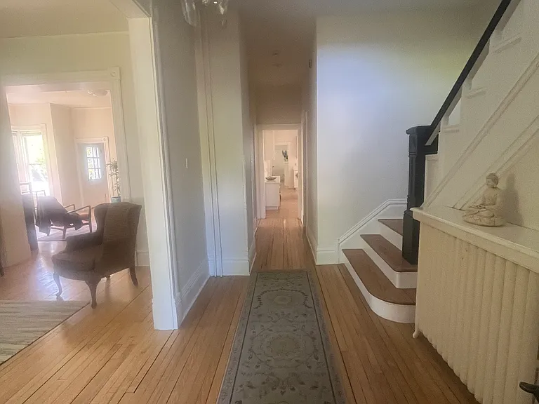 112 Nevada St S — Photo 4