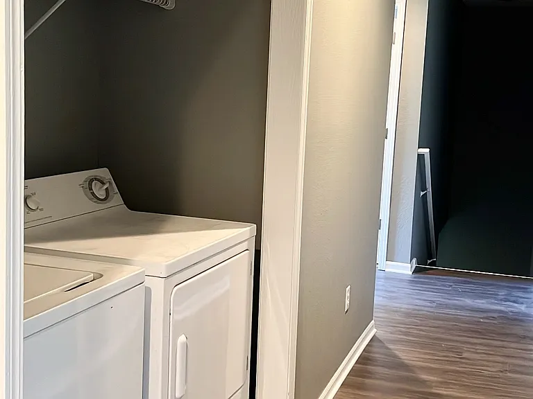 8151 N Lawn Ave — Photo 18
