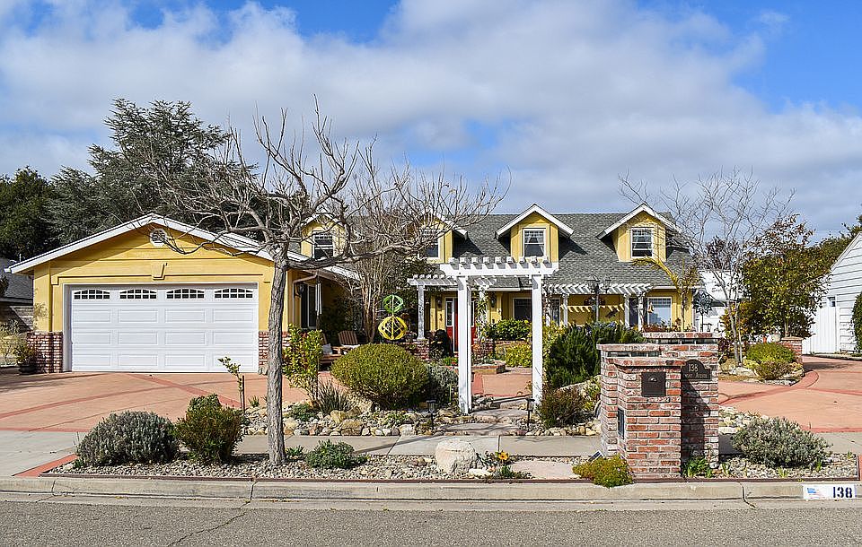 1st image of 138 Oakmont Ave