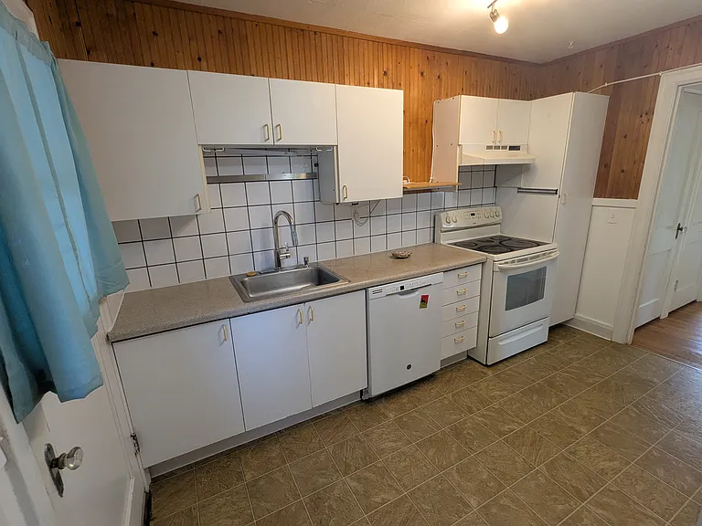 1310 Parker Pl — Photo 16
