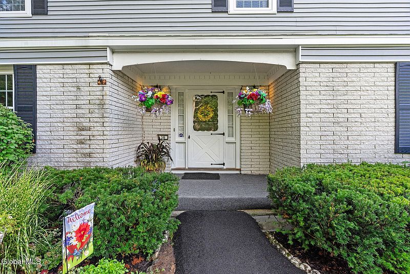2nd image of 36 Woodstead Road