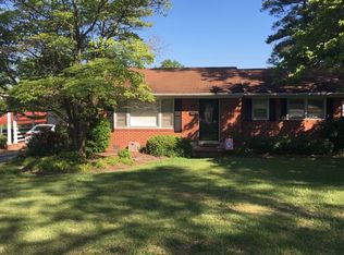 801 Walnut Ln, Rockingham, NC 28379